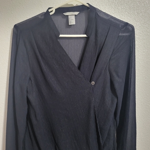 HM Faux wrap top sheer back size 4 - Picture 10 of 16